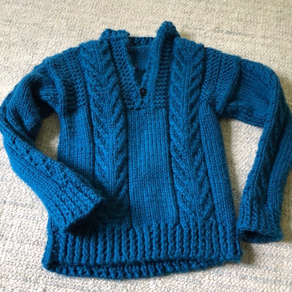 Hand knitted sweater. Size 5T. - Picture 1 of 3